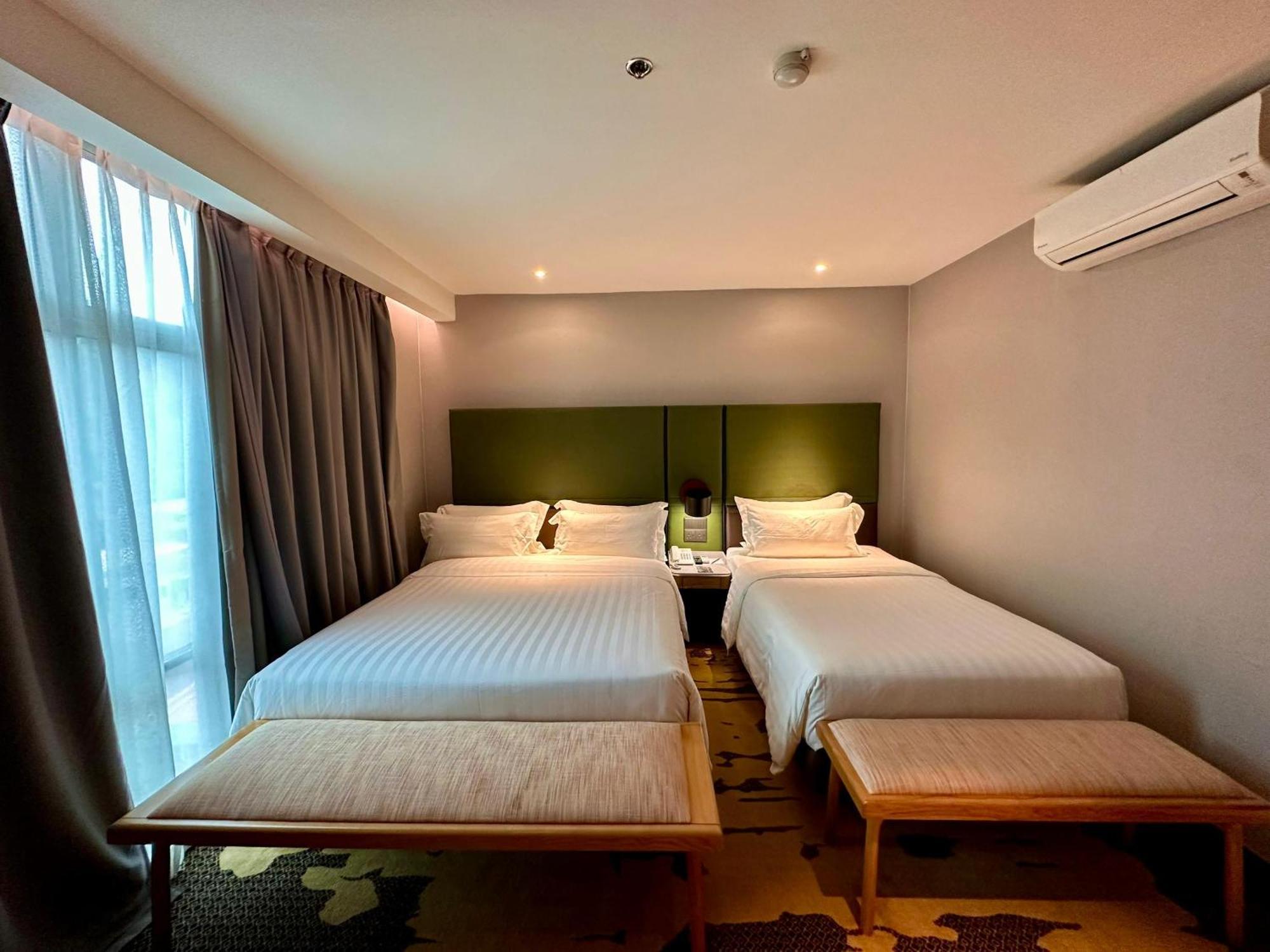 King Park Hotel Kota Kinabalu Ngoại thất bức ảnh