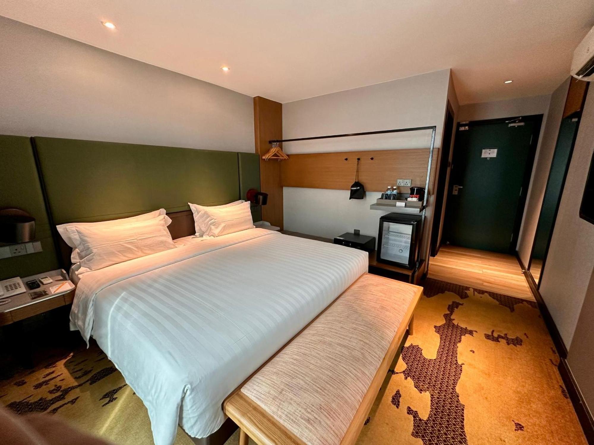 King Park Hotel Kota Kinabalu Ngoại thất bức ảnh