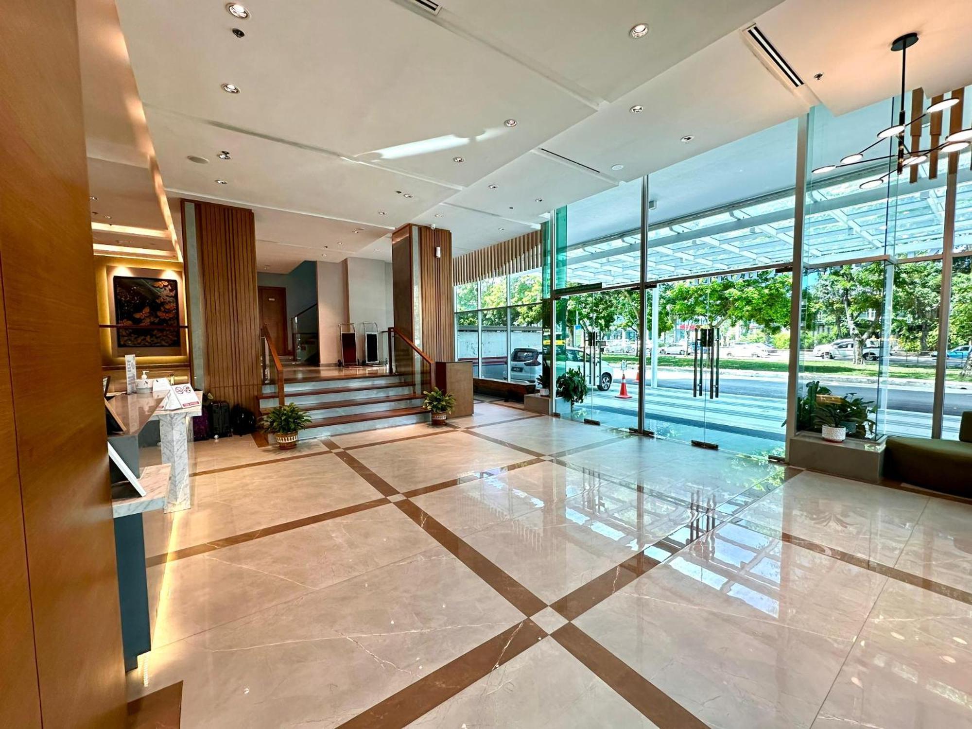 King Park Hotel Kota Kinabalu Ngoại thất bức ảnh
