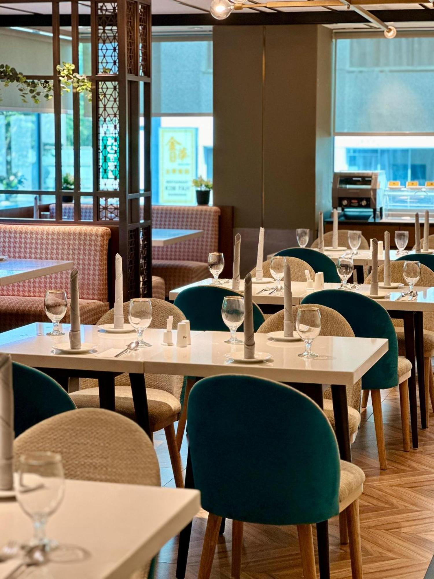 King Park Hotel Kota Kinabalu Ngoại thất bức ảnh